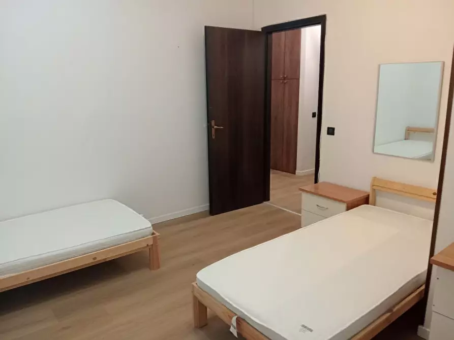 Immagine 17 di Casa bifamiliare in affitto  in Via Domenichino a Padova