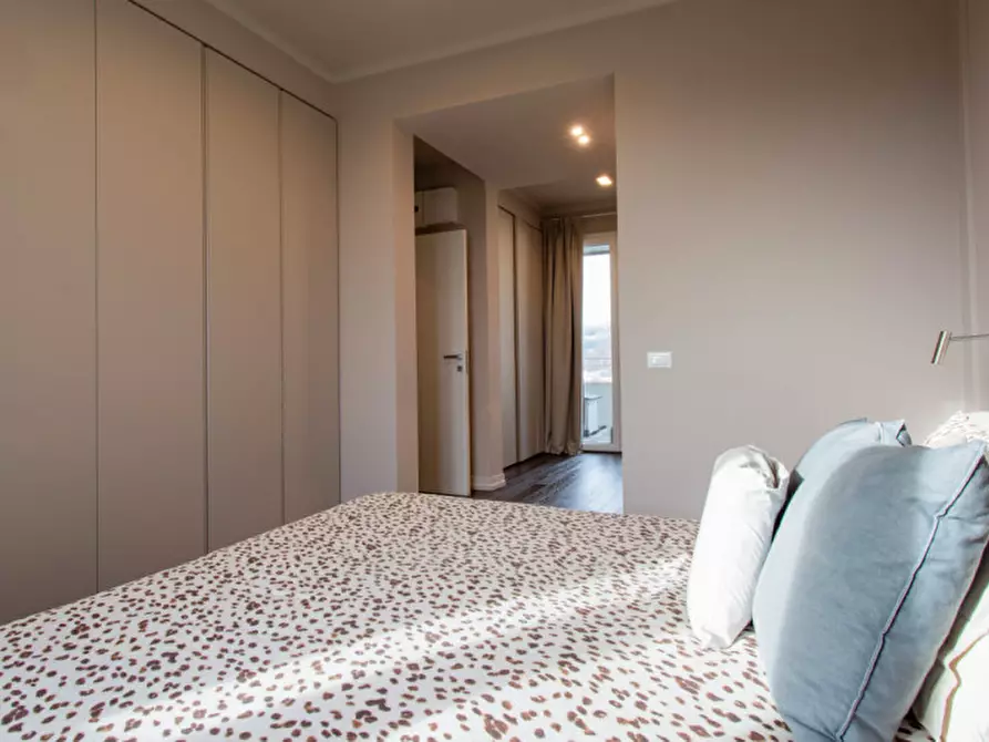 Immagine 11 di Appartamento in vendita  a Prato