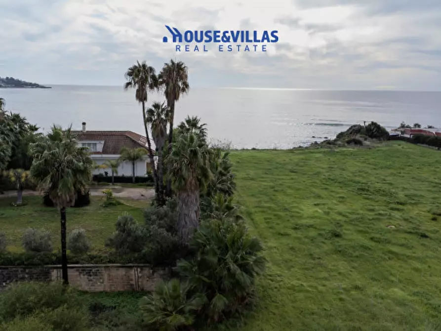 Immagine 9 di Villa in vendita  in VIA DEI TRIREMI a Siracusa