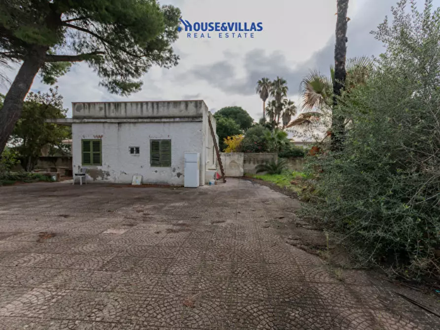 Immagine 17 di Villa in vendita  in VIA DEI TRIREMI a Siracusa