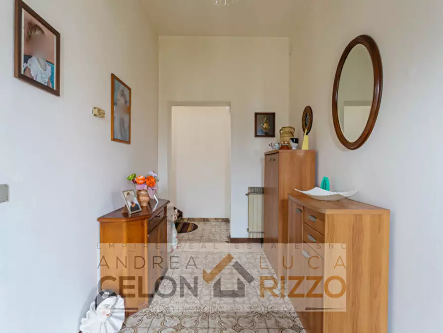 Immagine 3 di Casa bifamiliare in vendita  in Via Fratelli Bandiera, 46 a Bagnoli Di Sopra