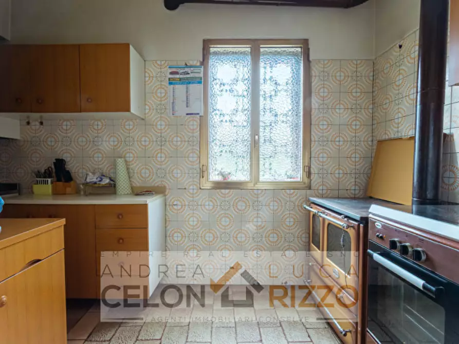 Immagine 7 di Casa bifamiliare in vendita  in Via Fratelli Bandiera, 46 a Bagnoli Di Sopra