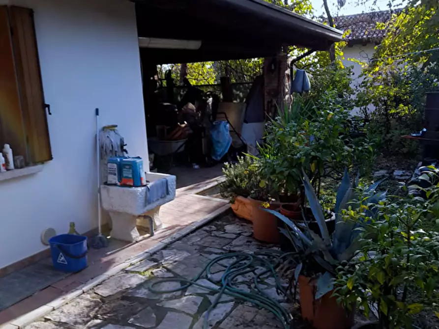 Immagine 4 di Casa indipendente in vendita  in Via Runchie, 30 a Azzano Decimo