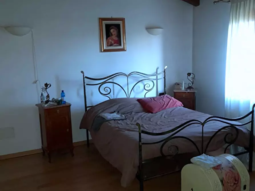 Immagine 10 di Casa indipendente in vendita  in Via Runchie, 30 a Azzano Decimo