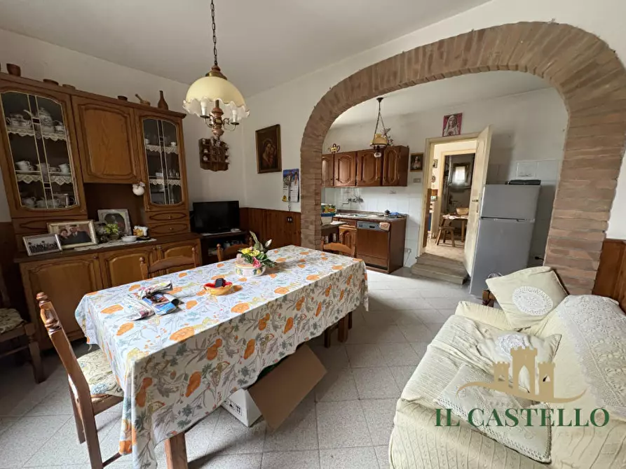 Immagine 3 di Casa indipendente in vendita  in Via Chieti a Montepulciano