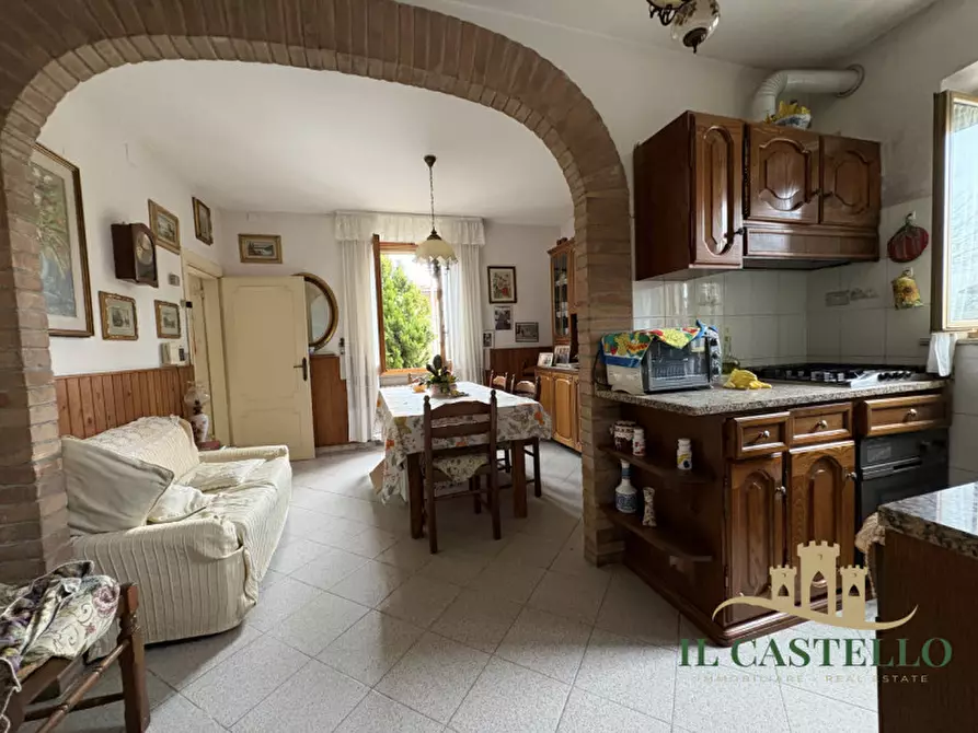 Immagine 3 di Casa indipendente in vendita  in Via Chieti a Montepulciano