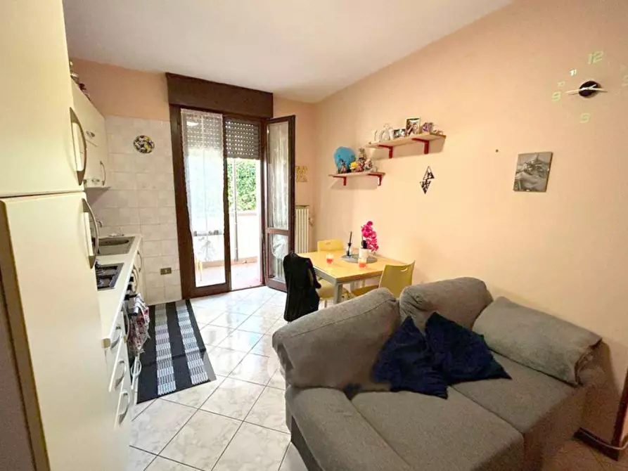 Immagine 1 di Appartamento in vendita  a Rovigo