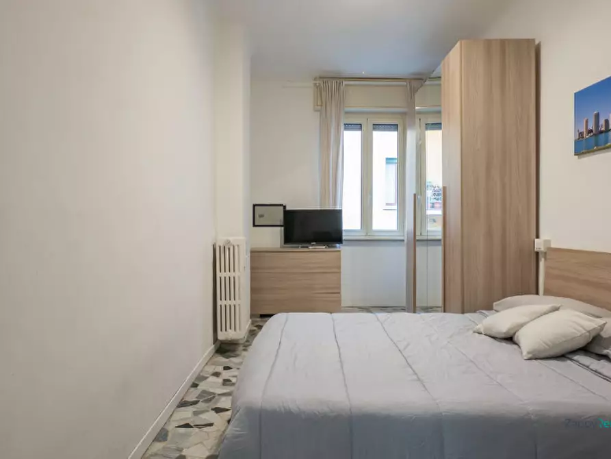 Immagine 1 di Camera in affitto  in Via Felice Casati, 39 a Milano