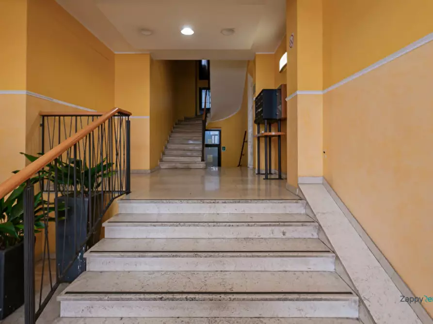 Immagine 12 di Camera in affitto  in Via Felice Casati, 39 a Milano