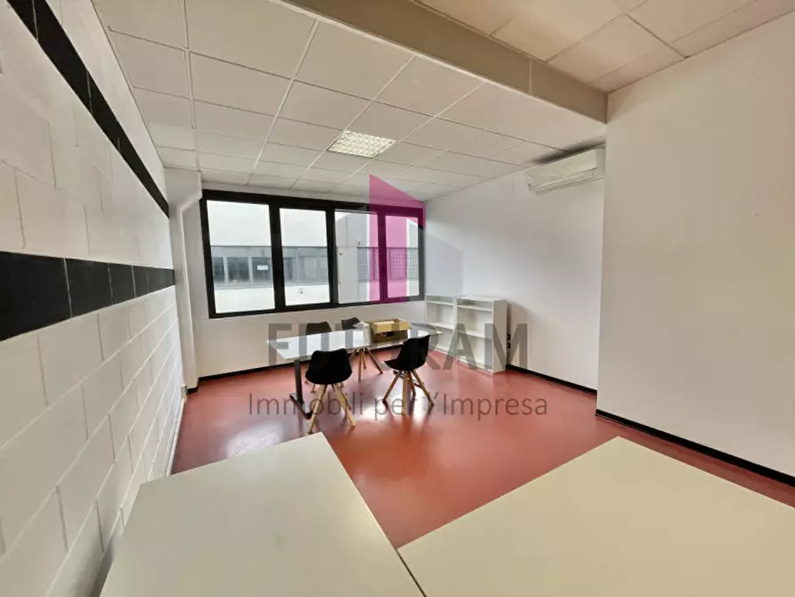 Immagine 12 di Ufficio in affitto  in Via Roma 1 a Camisano Vicentino