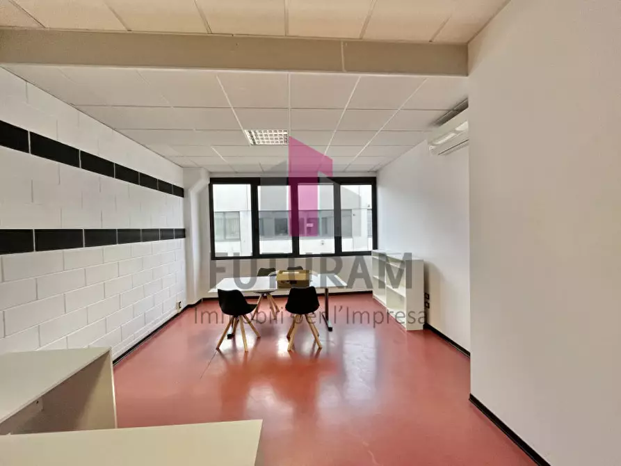 Immagine 14 di Ufficio in affitto  in Via Roma 1 a Camisano Vicentino
