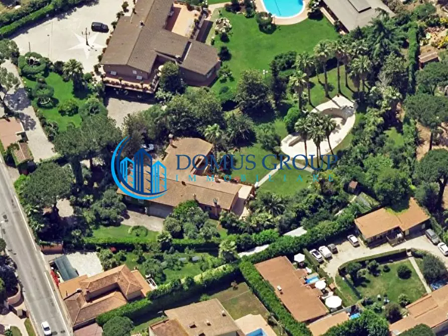 Immagine 1 di Villa in vendita  in Vicolo del Casale Lumbroso a Roma