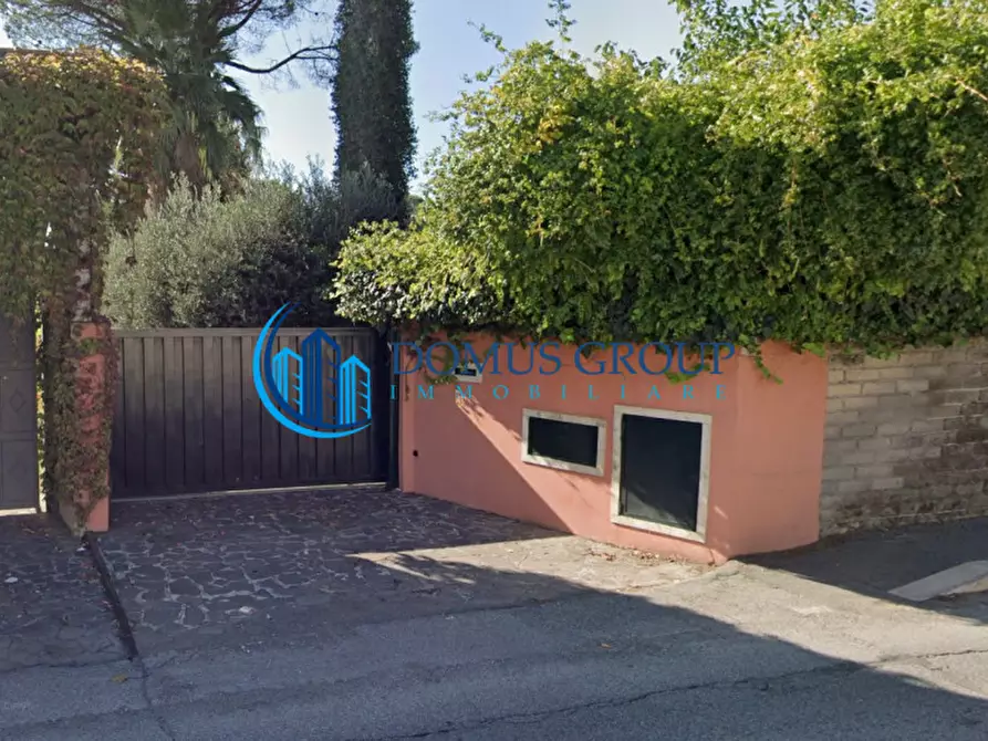 Immagine 2 di Villa in vendita  in Vicolo del Casale Lumbroso a Roma