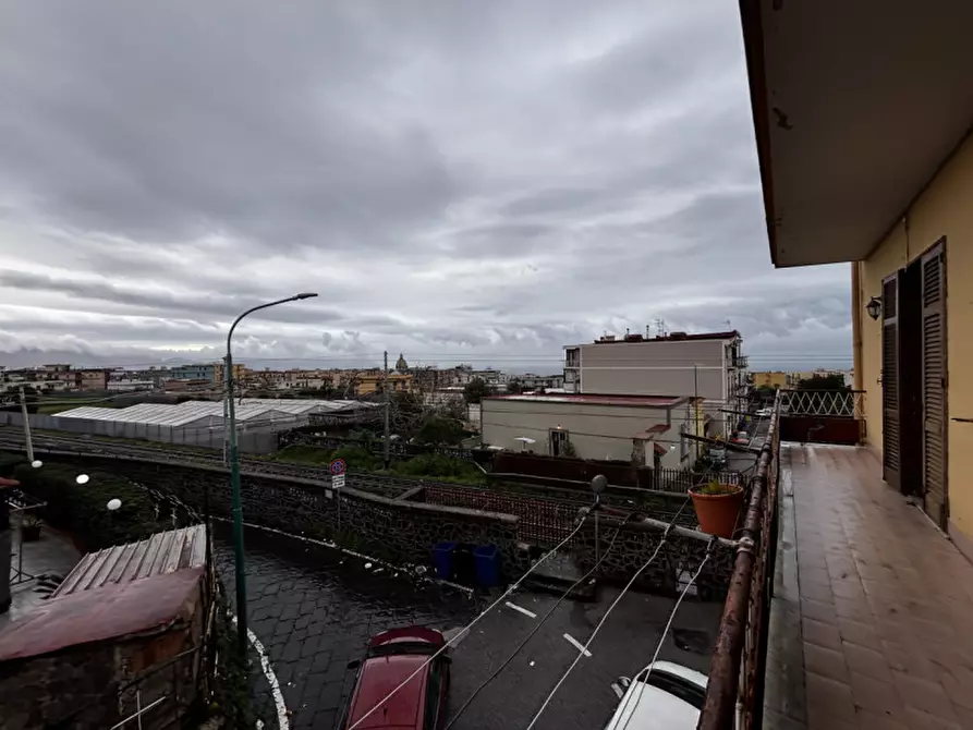 Immagine 13 di Casa bifamiliare in vendita  in VIA CARPINONE N°1 a Torre Del Greco