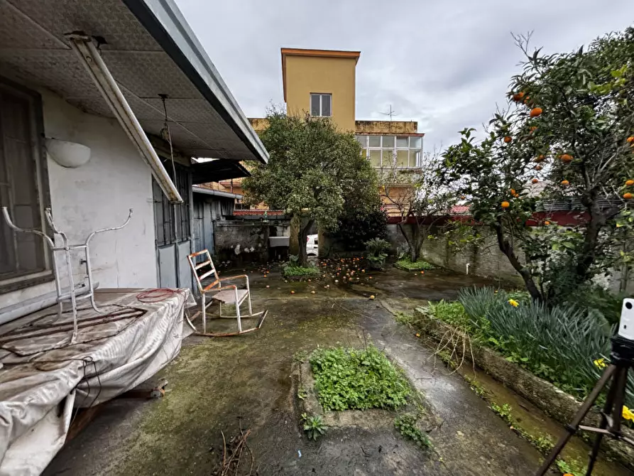 Immagine 18 di Casa bifamiliare in vendita  in VIA CARPINONE N°1 a Torre Del Greco