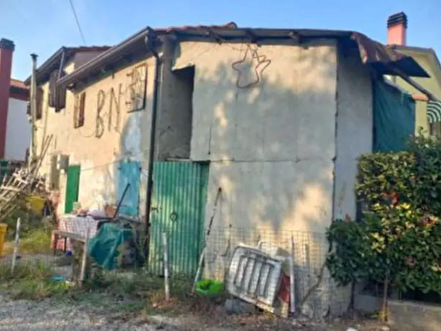 Immagine 2 di Casa indipendente in vendita  in Via Ponte, 6 a Piazzola Sul Brenta