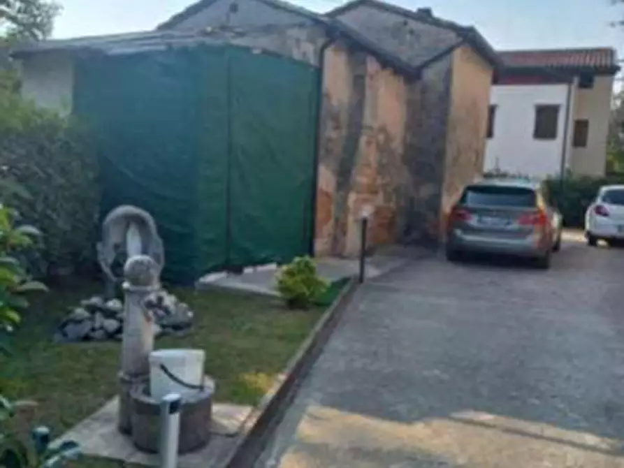 Immagine 3 di Casa indipendente in vendita  in Via Ponte, 6 a Piazzola Sul Brenta