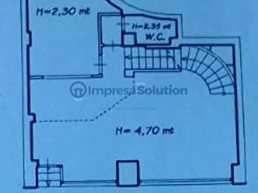 Immagine 13 di Negozio in affitto  in Piazza Carità a Napoli