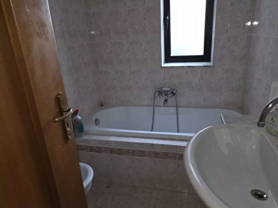 Immagine 5 di Appartamento in vendita  a Andria