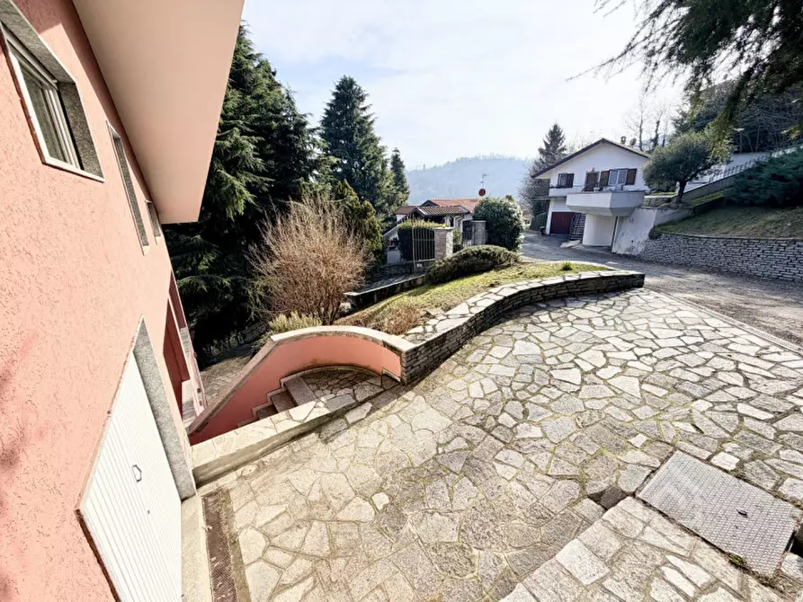 Immagine 20 di Villa in vendita  in Via Rossina 1 a Castagneto Po