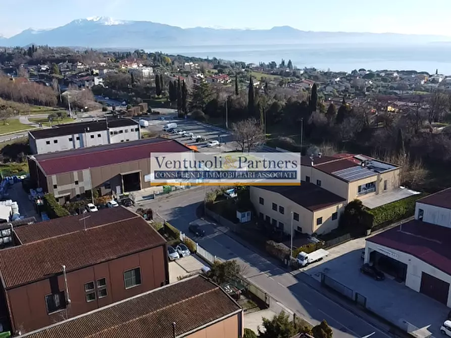 Immagine 3 di Capannone industriale in vendita  in Via dell'Artigianato a Padenghe Sul Garda