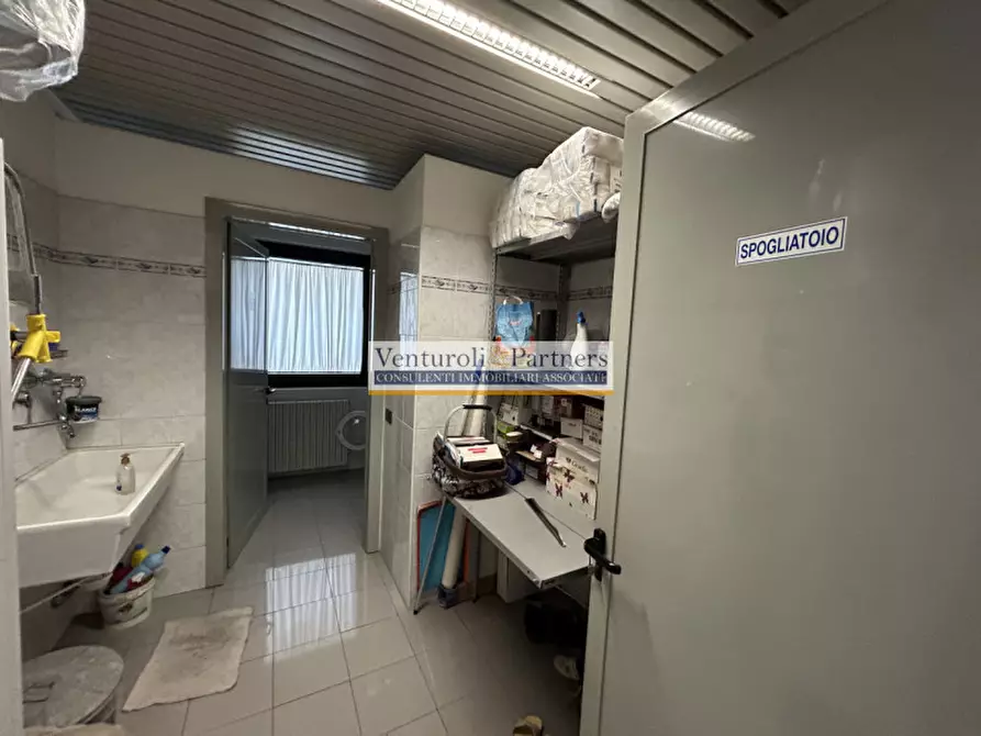 Immagine 14 di Capannone industriale in vendita  in Via dell'Artigianato a Padenghe Sul Garda