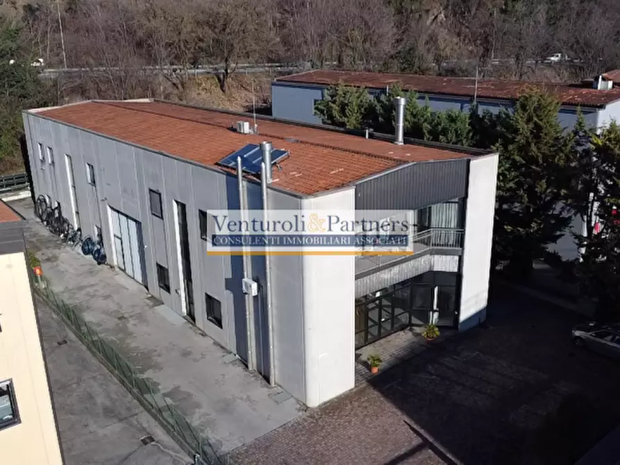 Immagine 18 di Capannone industriale in vendita  in Via dell'Artigianato a Padenghe Sul Garda