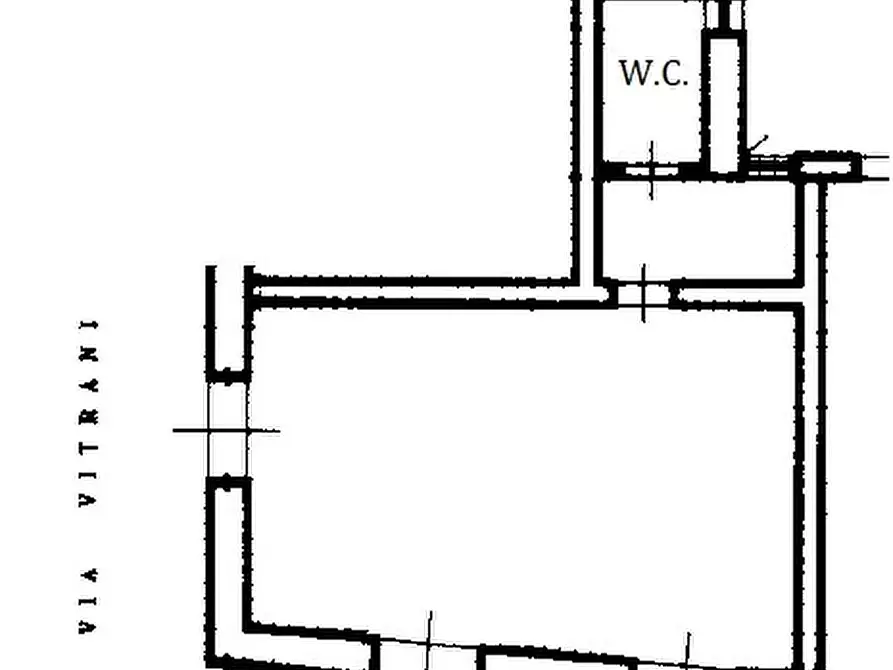 Immagine 3 di Negozio in vendita  in VIA RUGGIERO VITRANI a Barletta