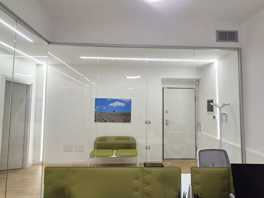 Immagine 3 di Appartamento in vendita  in via Carducci a Cagliari