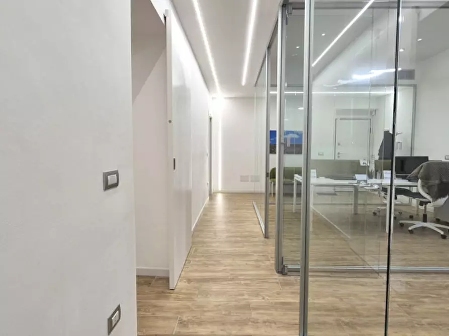 Immagine 5 di Appartamento in vendita  in via Carducci a Cagliari