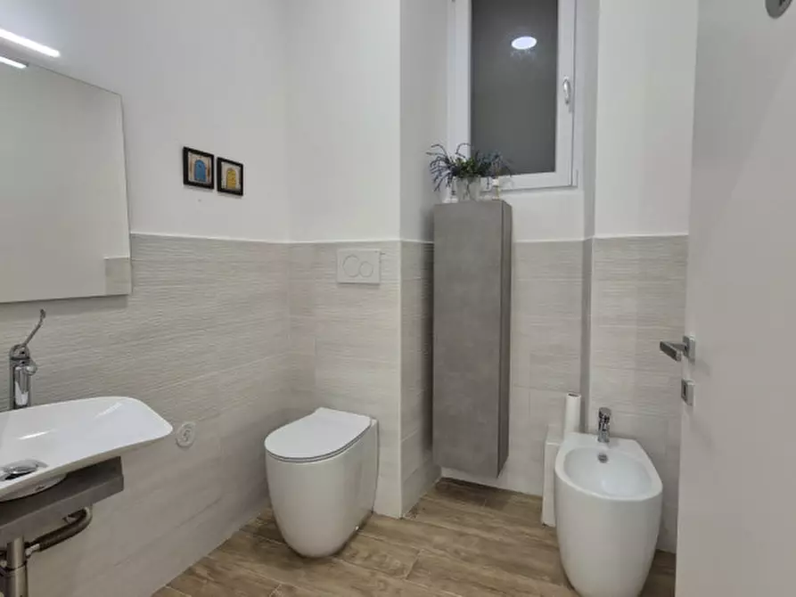 Immagine 6 di Appartamento in vendita  in via Carducci a Cagliari