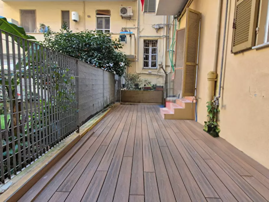 Immagine 13 di Appartamento in vendita  in via Carducci a Cagliari