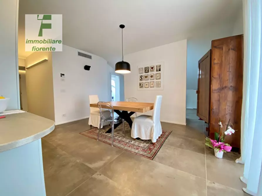 Immagine 8 di Appartamento in vendita  a Montegrotto Terme