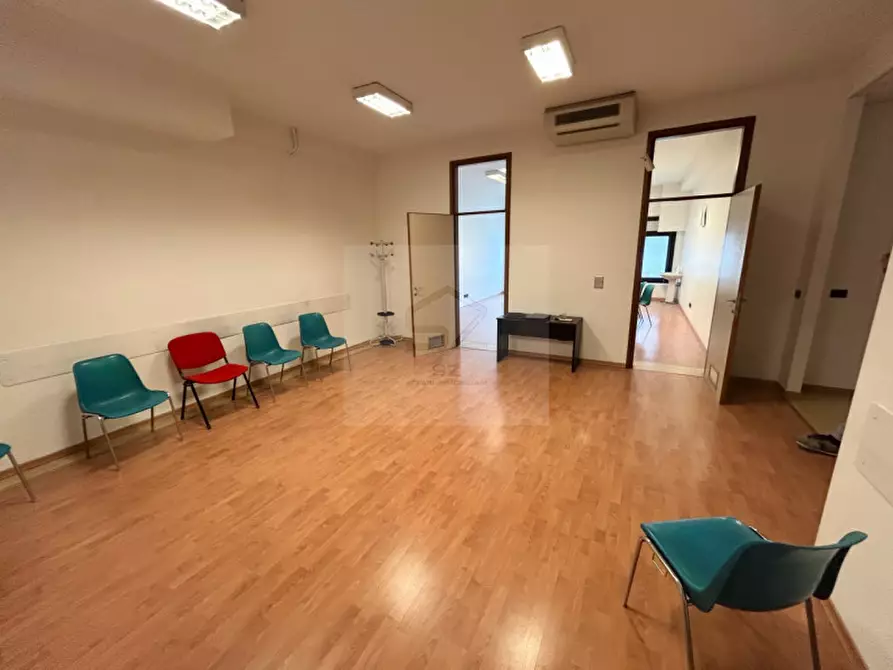 Immagine 3 di Ufficio in vendita  in via venezia 59 a Padova