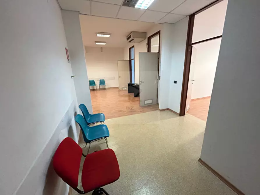 Immagine 6 di Ufficio in vendita  in via venezia 59 a Padova