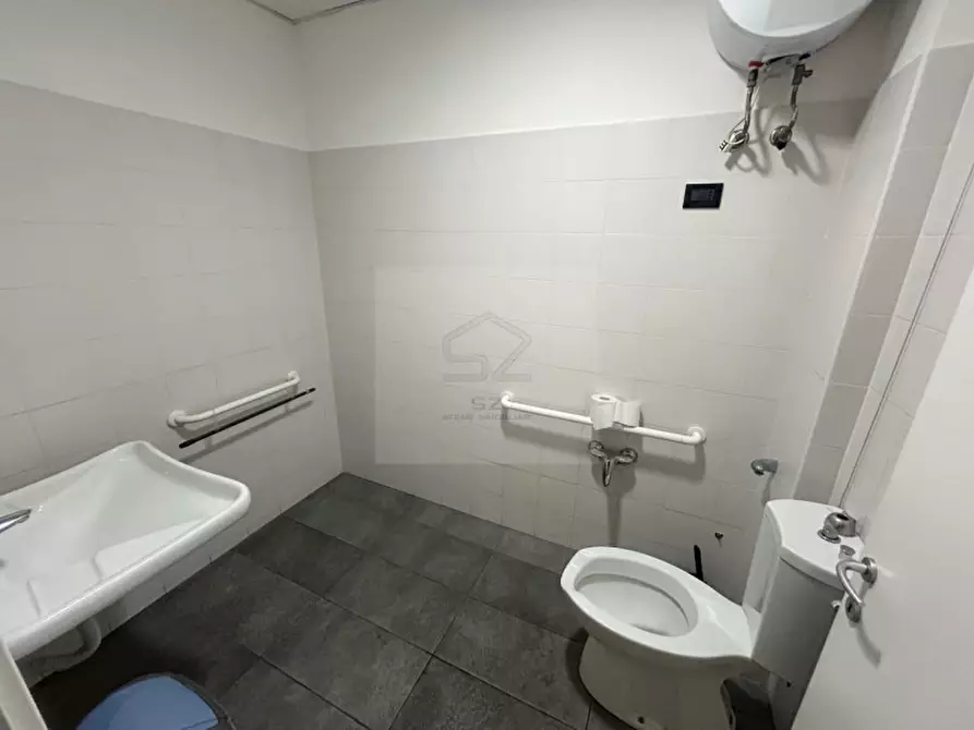 Immagine 11 di Ufficio in vendita  in via venezia 59 a Padova