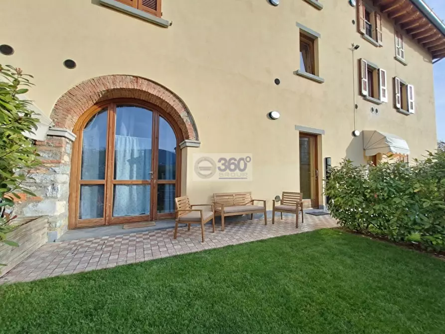 Immagine 2 di Appartamento in vendita  in Via Don Angelo Roveglia a Corte Franca