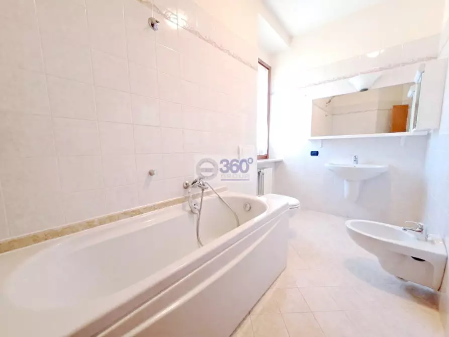 Immagine 11 di Appartamento in vendita  in Via Don Angelo Roveglia a Corte Franca