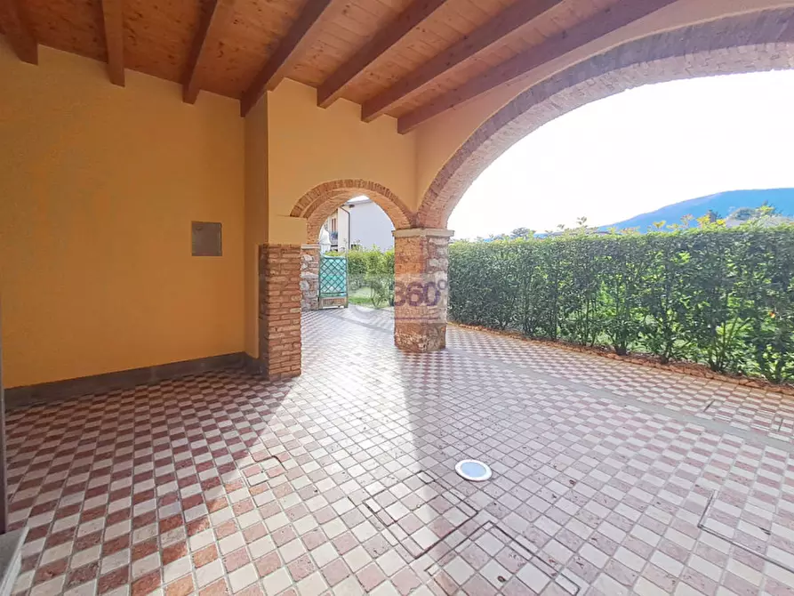 Immagine 14 di Appartamento in vendita  in Via Don Angelo Roveglia a Corte Franca