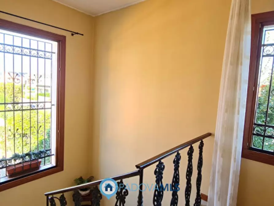 Immagine 18 di Casa indipendente in vendita  in Viale delle Terme a Abano Terme