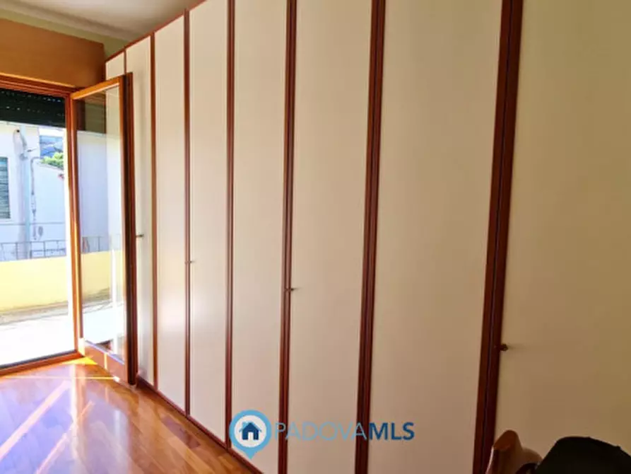 Immagine 22 di Casa indipendente in vendita  in Viale delle Terme a Abano Terme