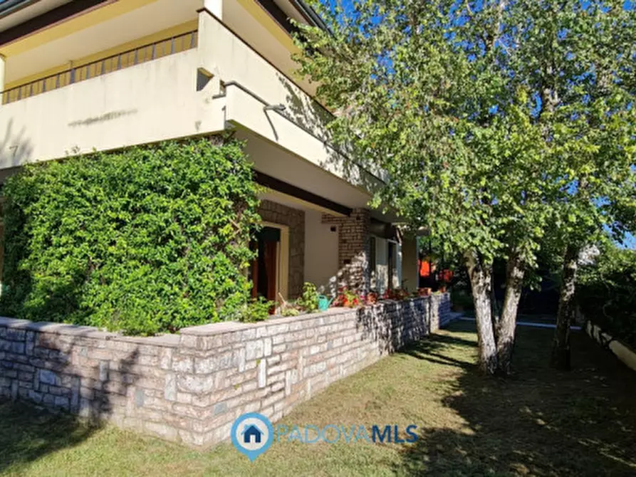Immagine 28 di Casa indipendente in vendita  in Viale delle Terme a Abano Terme