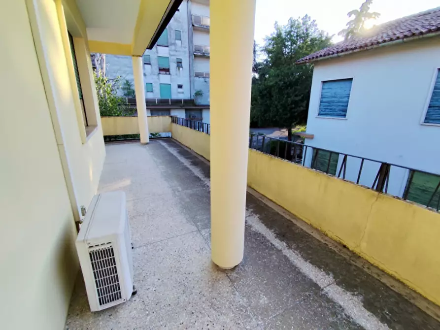 Immagine 37 di Casa indipendente in vendita  in Viale delle Terme a Abano Terme