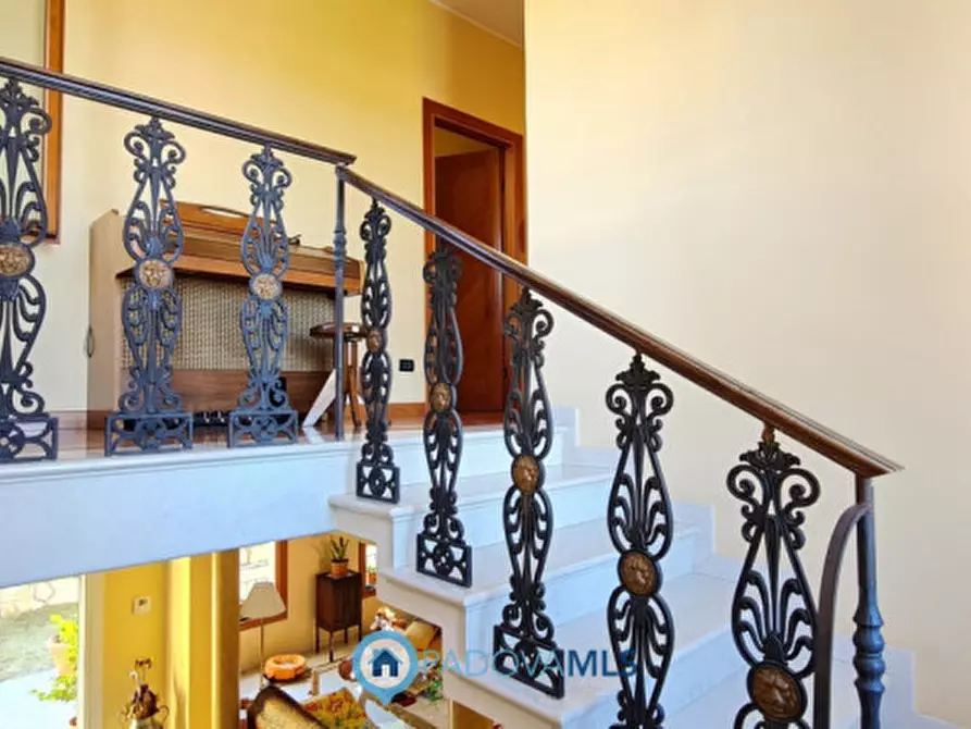 Immagine 41 di Casa indipendente in vendita  in Viale delle Terme a Abano Terme