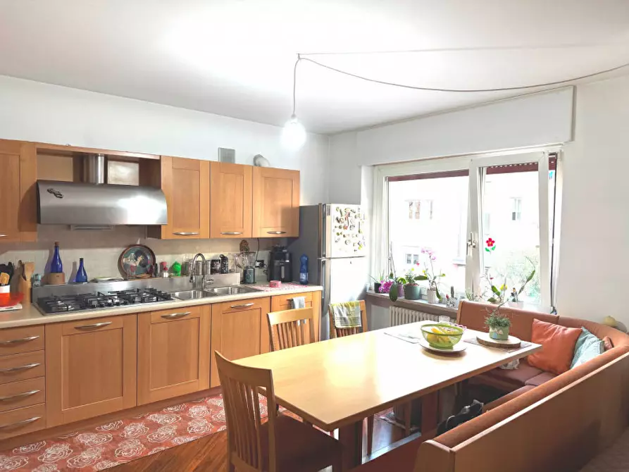 Immagine 1 di Appartamento in vendita  in Via Rovigo - Rovigostraße a Bolzano