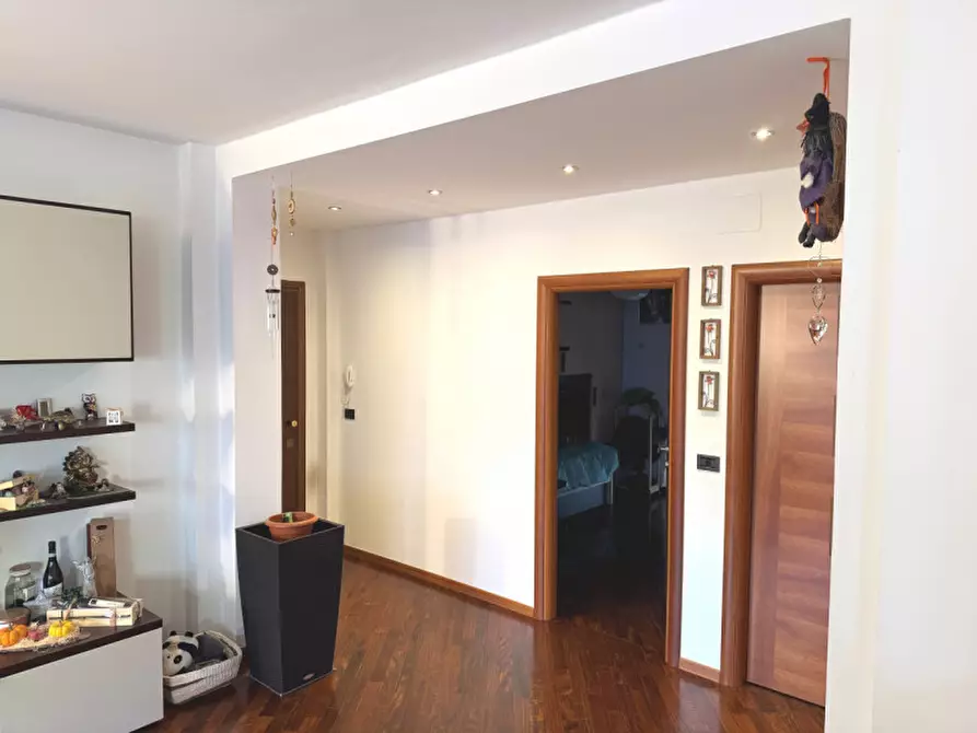 Immagine 5 di Appartamento in vendita  in Via Rovigo - Rovigostraße a Bolzano