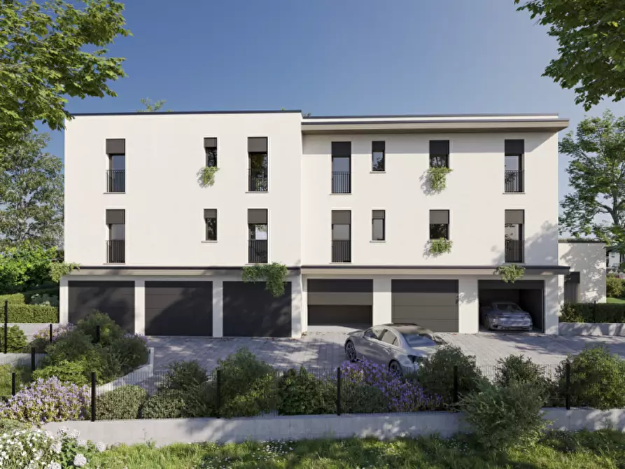 Immagine 6 di Appartamento in vendita  a Castelfranco Veneto