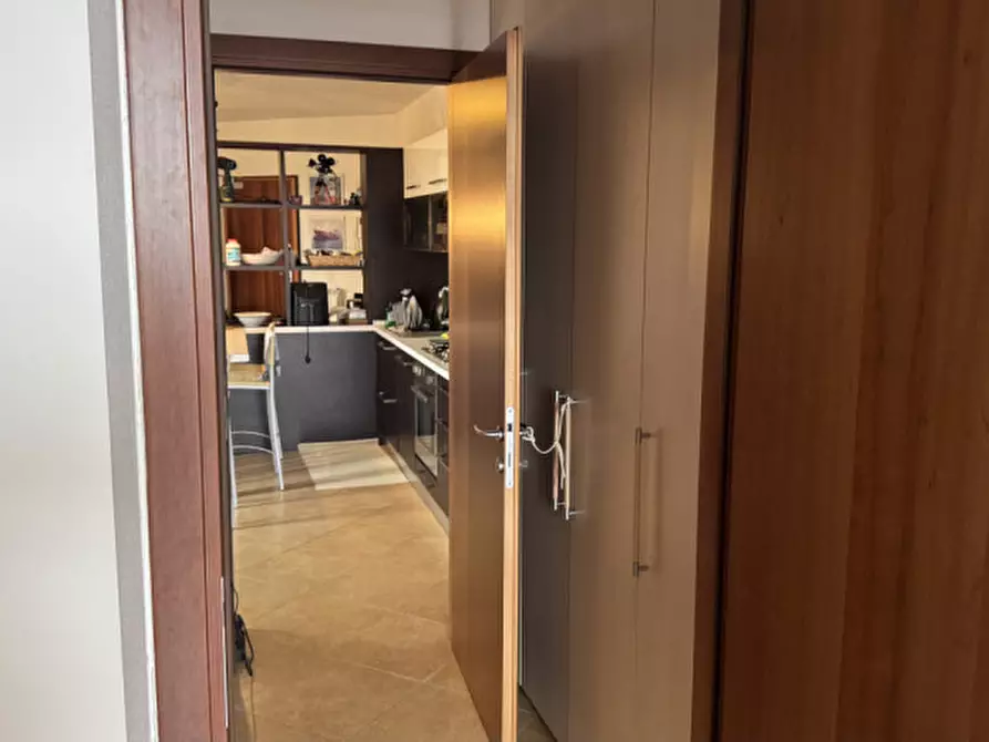 Immagine 12 di Appartamento in vendita  in via zandonai a Venezia