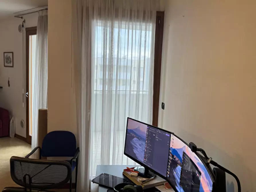 Immagine 23 di Appartamento in vendita  in via zandonai a Venezia