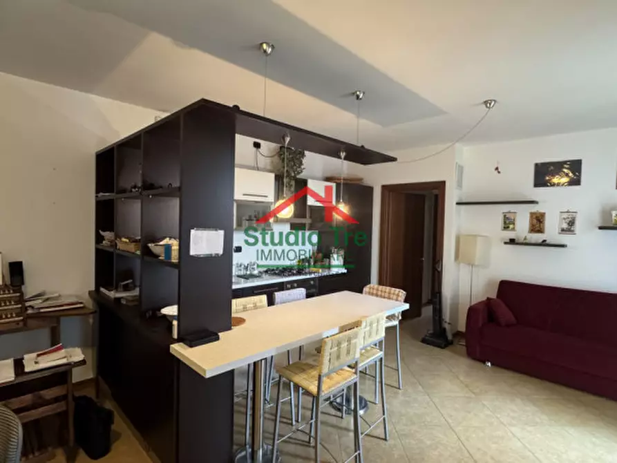 Immagine 9 di Appartamento in vendita  in via zandonai a Venezia